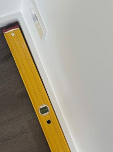 Inspection photograph illustrating skirting alignment
